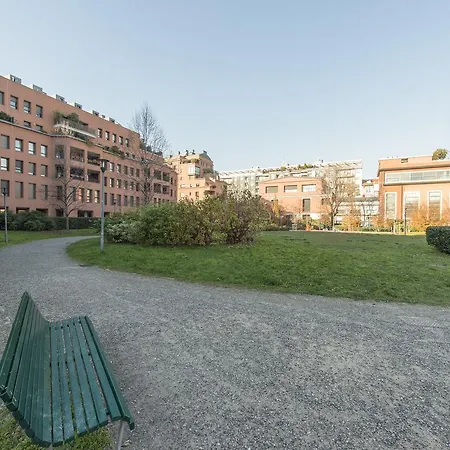 Mila Apartments Via Savona-2